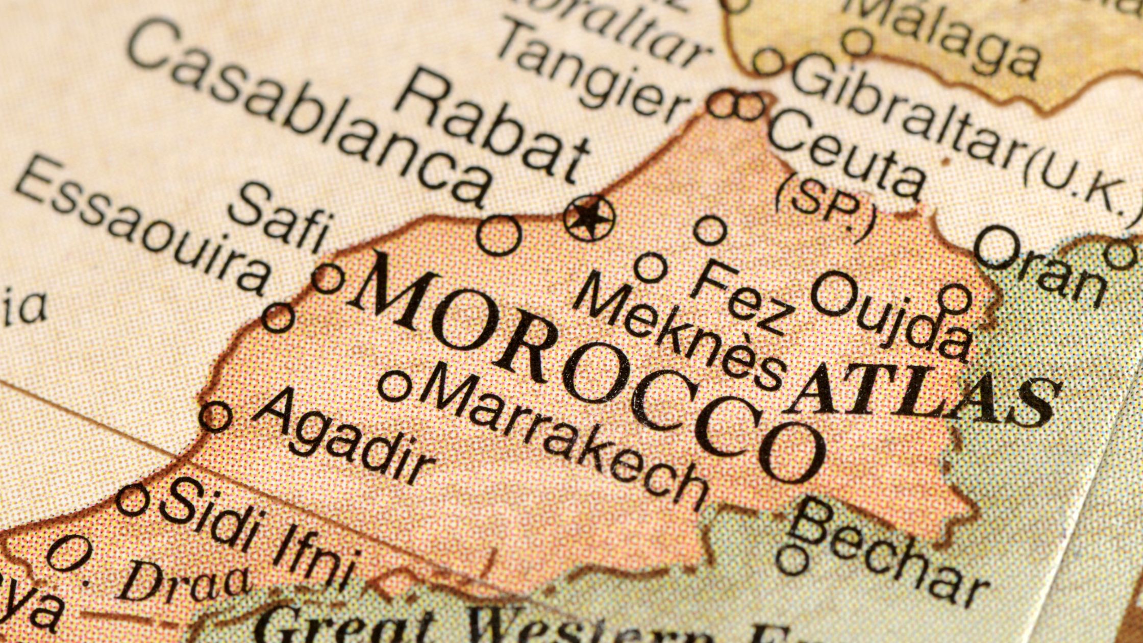 Map of Morocco showing its geographical features, cities, and regions.